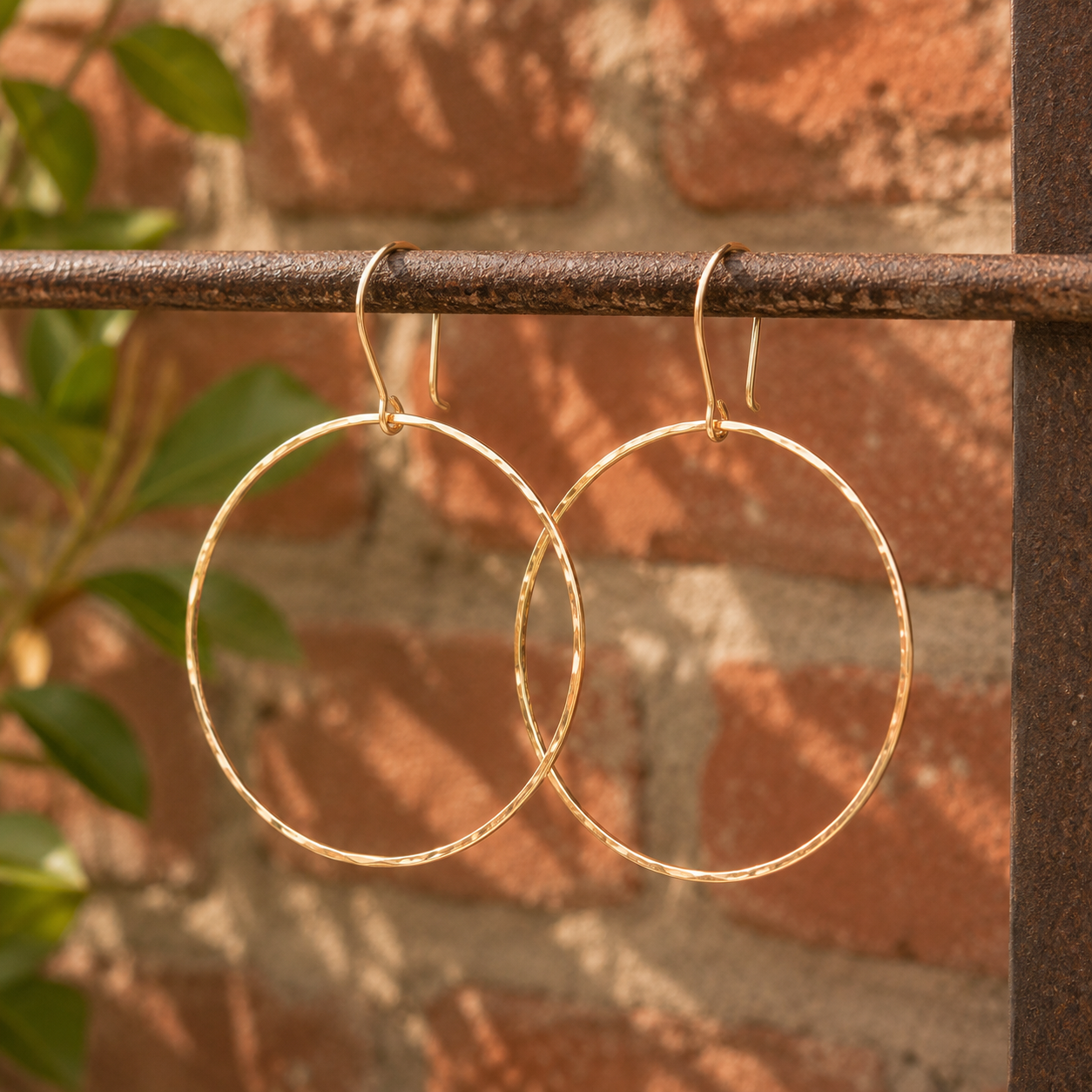 Hammered 18K Gold Hoop Earrings for Women