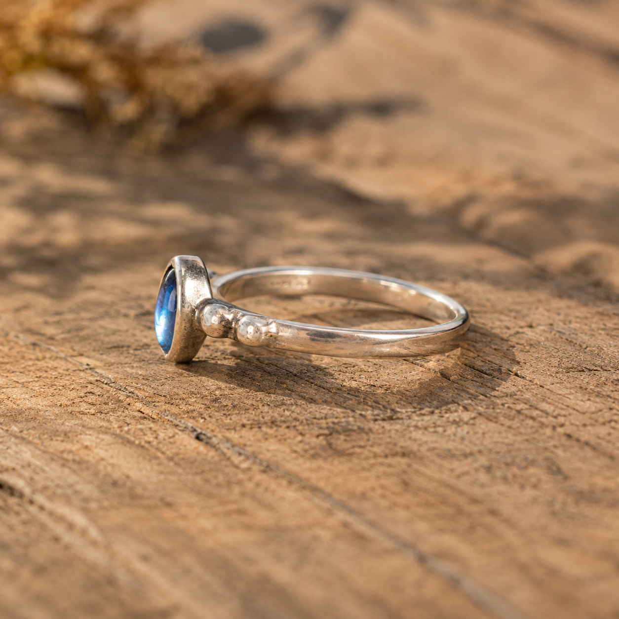 Handcrafted Sterling Silver Labradorite Ring