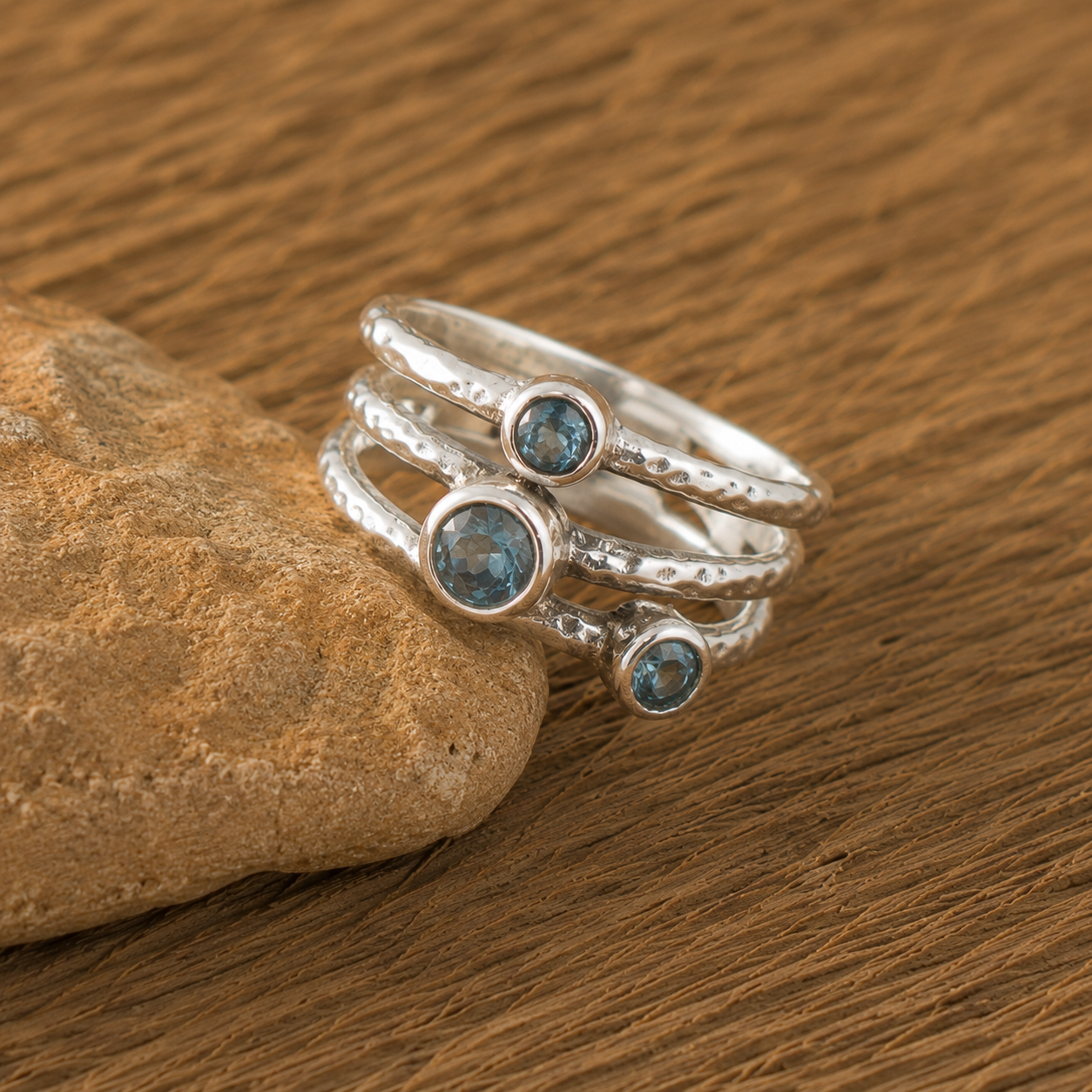 Handmade Hammered Sterling Silver Pato Stone Ring – Personalized Artisan Women’s Ring